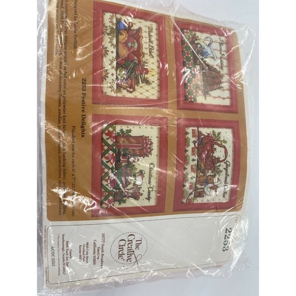 Vintage Creative Circle #2253 Festive Delights Christmas Crewel Embroidery Kit - Picture 3 of 6